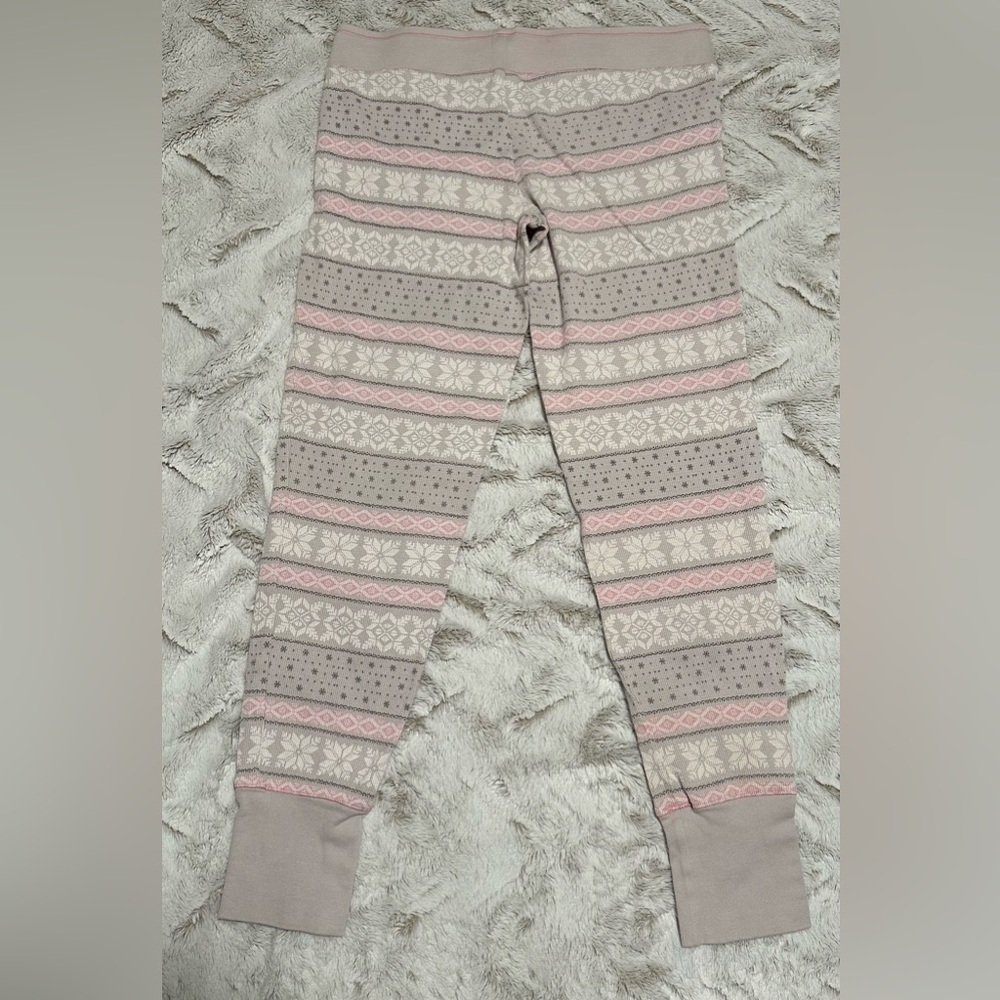 Victoria's Secret Snowflake Print Pink and Gray Pajama Pants - Picture 9 of 12